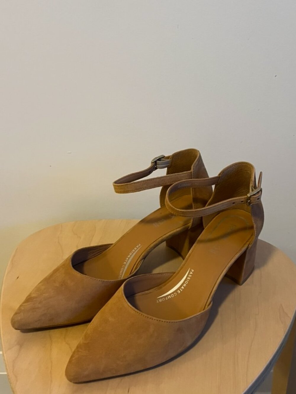 Geox BigLiana F - Goat Suede in its Original Box/Wrapping Tissue - Picture 2 of 3